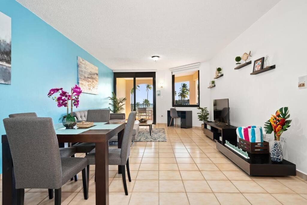 Beach Access + 3 Pools + Ocean Views - 2Br In Palmas - Sleeps 7 Lejlighed Humacao Eksteriør billede