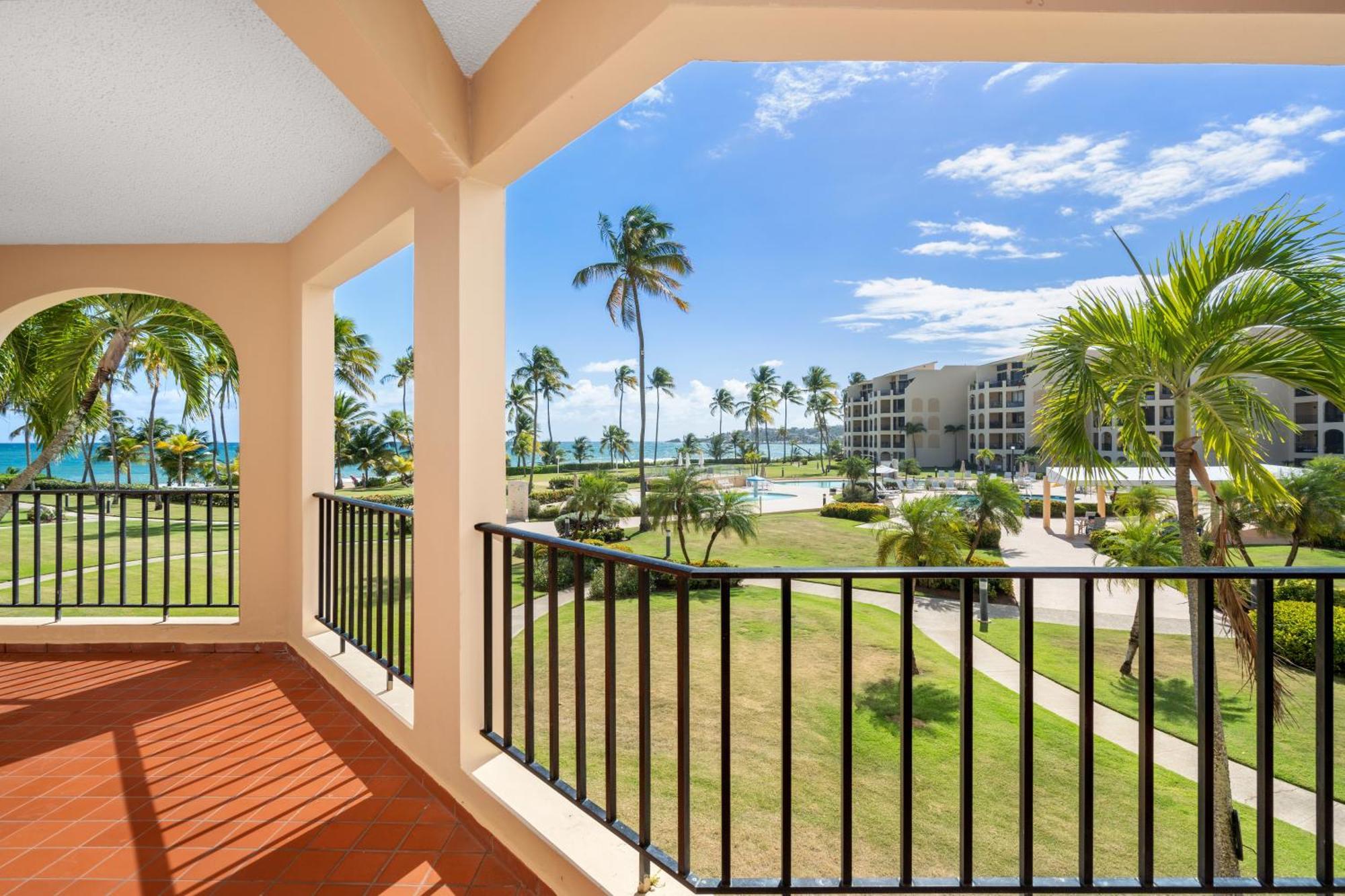 Beach Access + 3 Pools + Ocean Views - 2Br In Palmas - Sleeps 7 Lejlighed Humacao Eksteriør billede